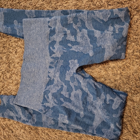 Pchee Bum Blue Camo Legging - Picture 4 of 7